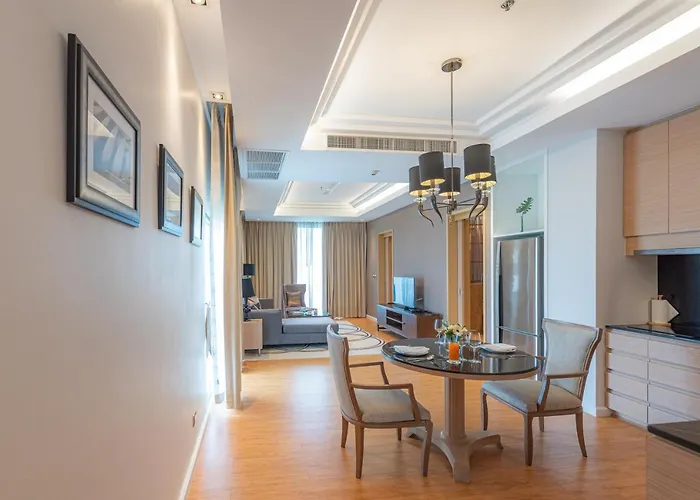 Summit Windmill Golf Suite Hotel At Suvarnabhumi